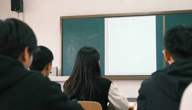 考试辅导课程适用人群与学习方法的匹配分析